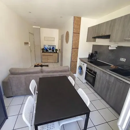 Apartman Meuble Centre Proche De La Gare