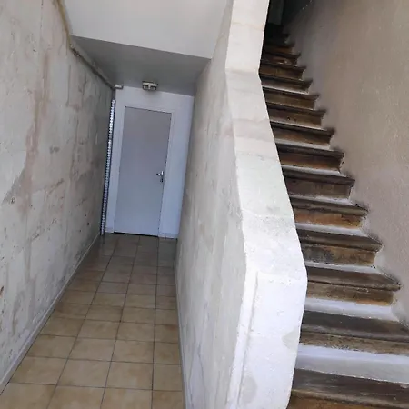 Apartman Meuble Centre Proche De La Gare *